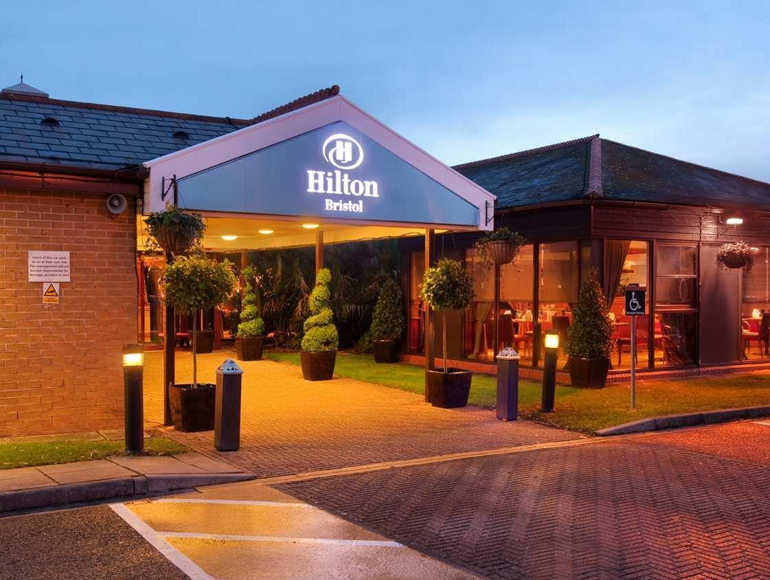 Hotel Doubletree By Hilton Bristol North Esterno foto