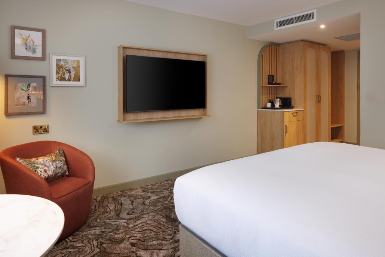 Hotel Doubletree By Hilton Bristol North Esterno foto
