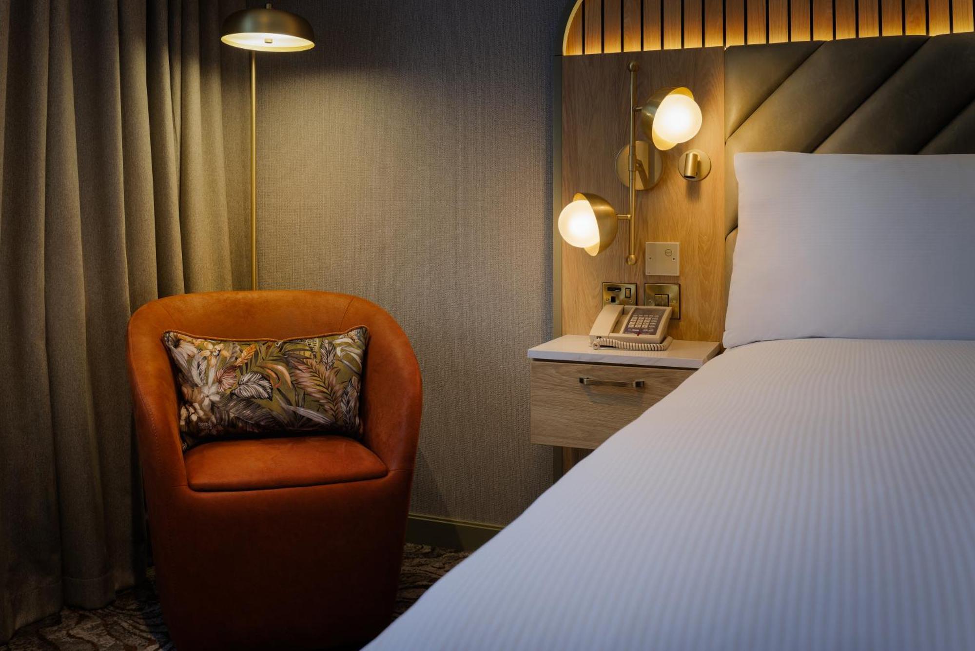 Hotel Doubletree By Hilton Bristol North Esterno foto