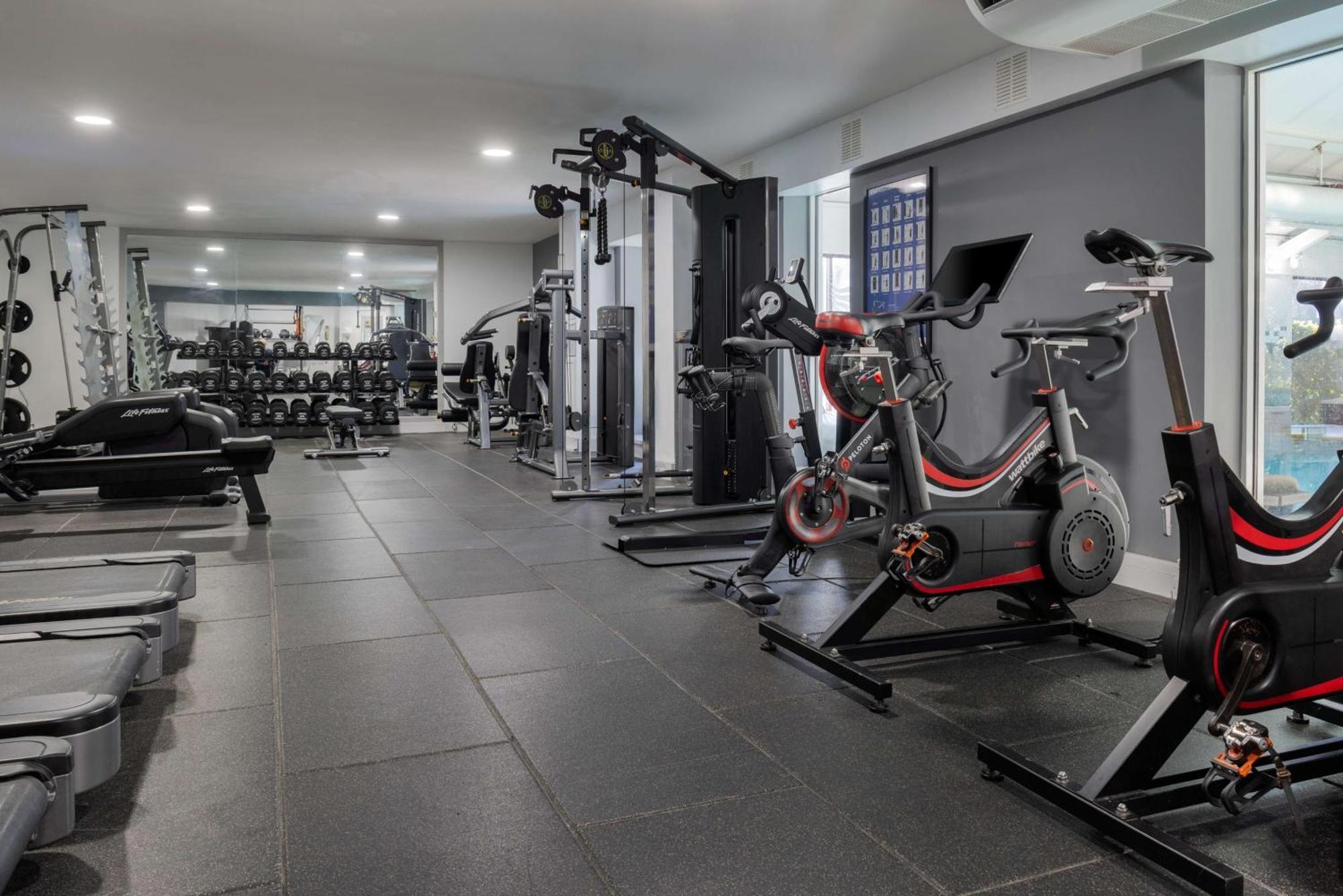 Hotel Doubletree By Hilton Bristol North Esterno foto